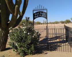 The first burial in the cemetery was on 14 March 1979.